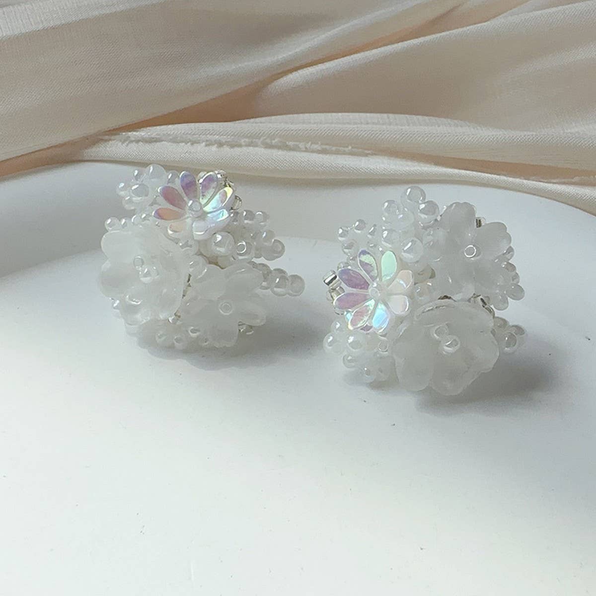 DOPAMINE ATMOSPHERE SWEET FLOWER EARRINGS