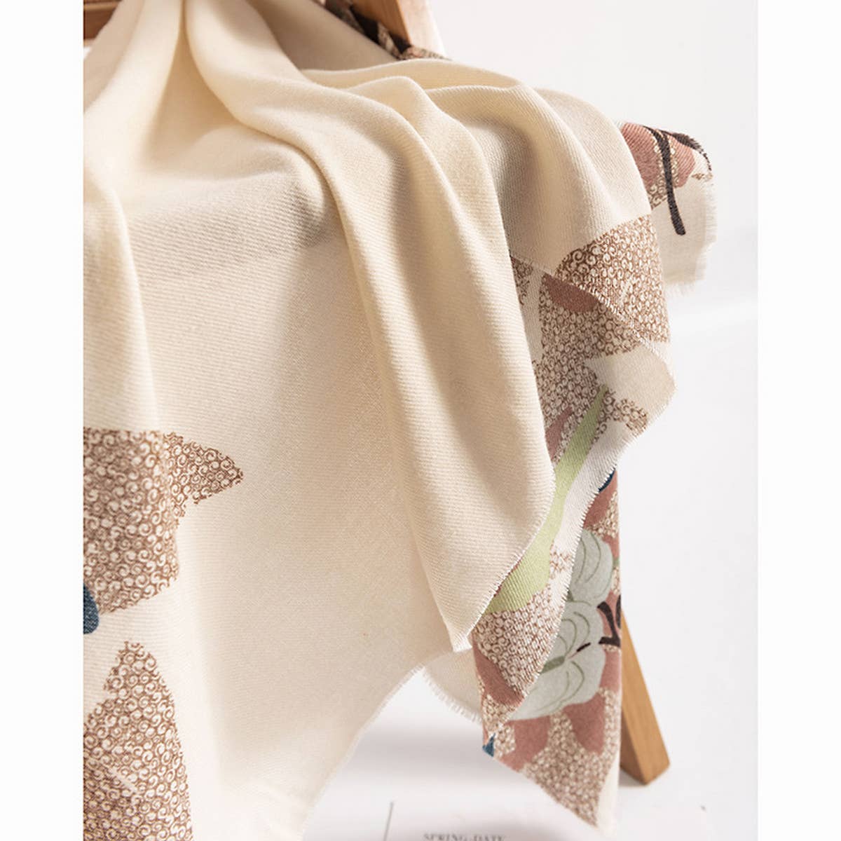 Floral Scarf - Elegant Vintage Winter Wrap