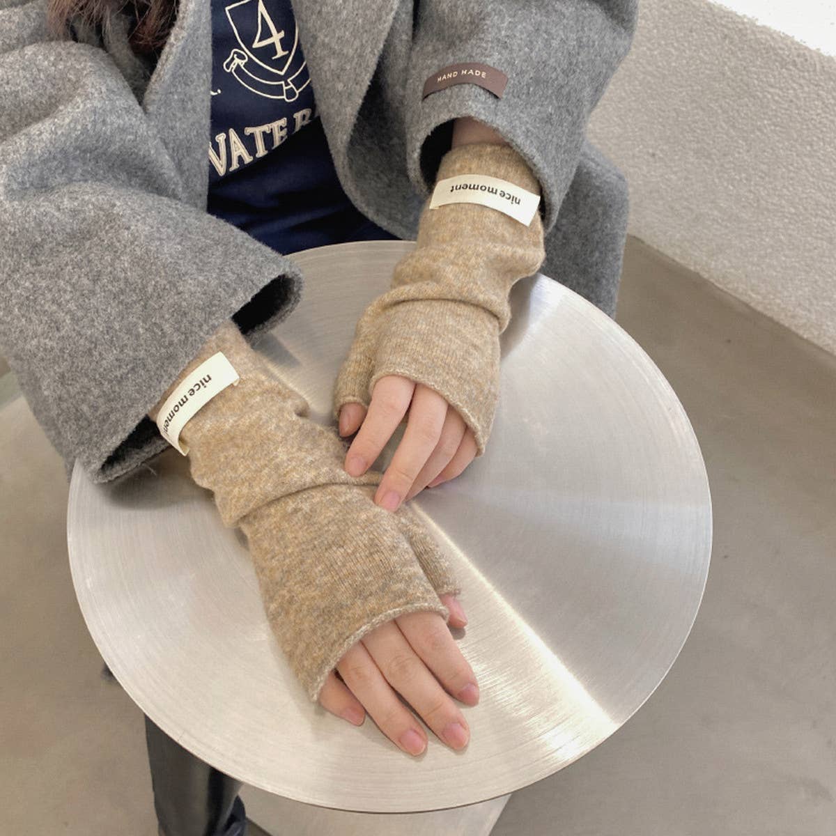 SOLID COLOR FINGERLESS TOUCH SCREEN GLOVES_CWAG0138