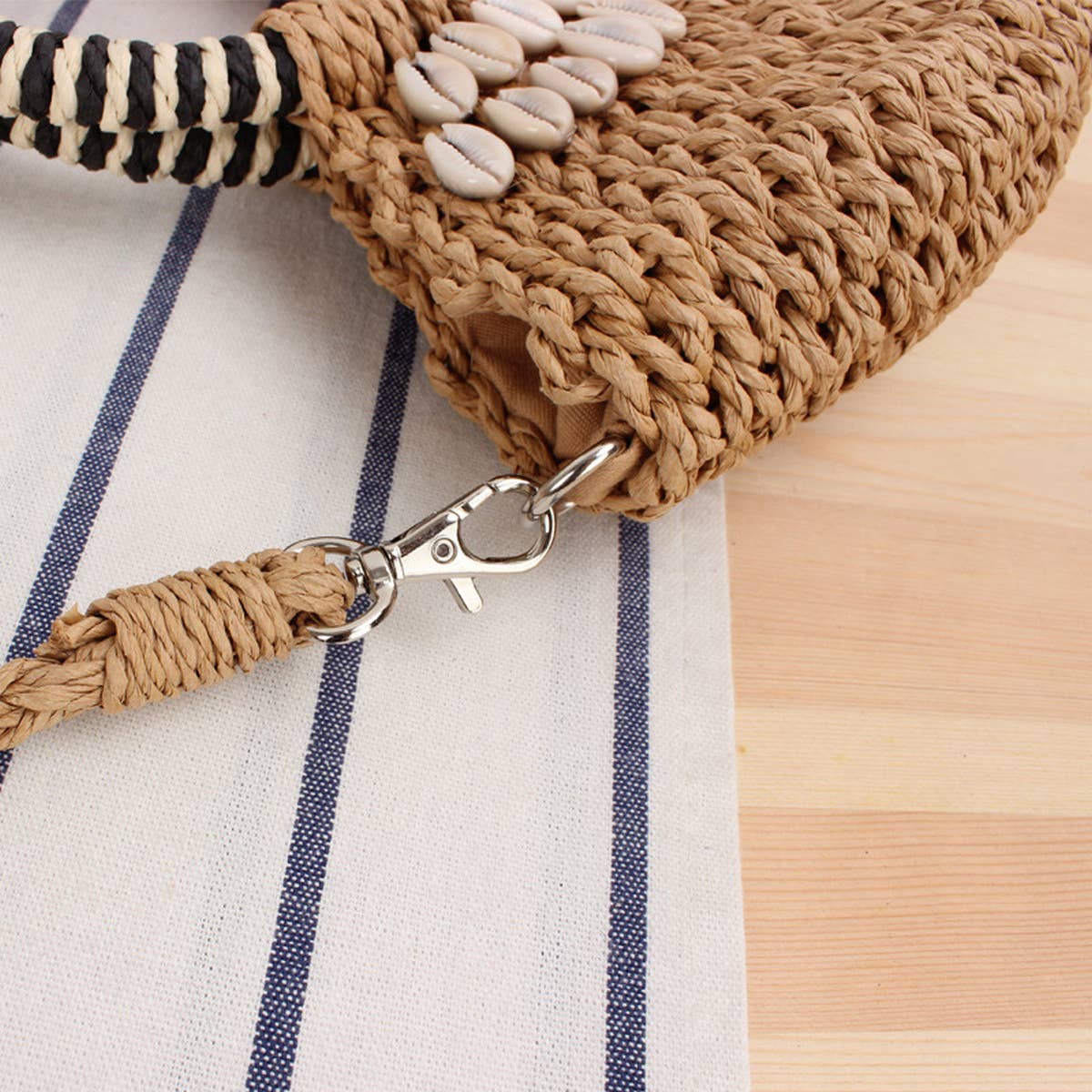 SIMPLE SEMICIRCLE HAND STRAW BAG_CWAB2105
