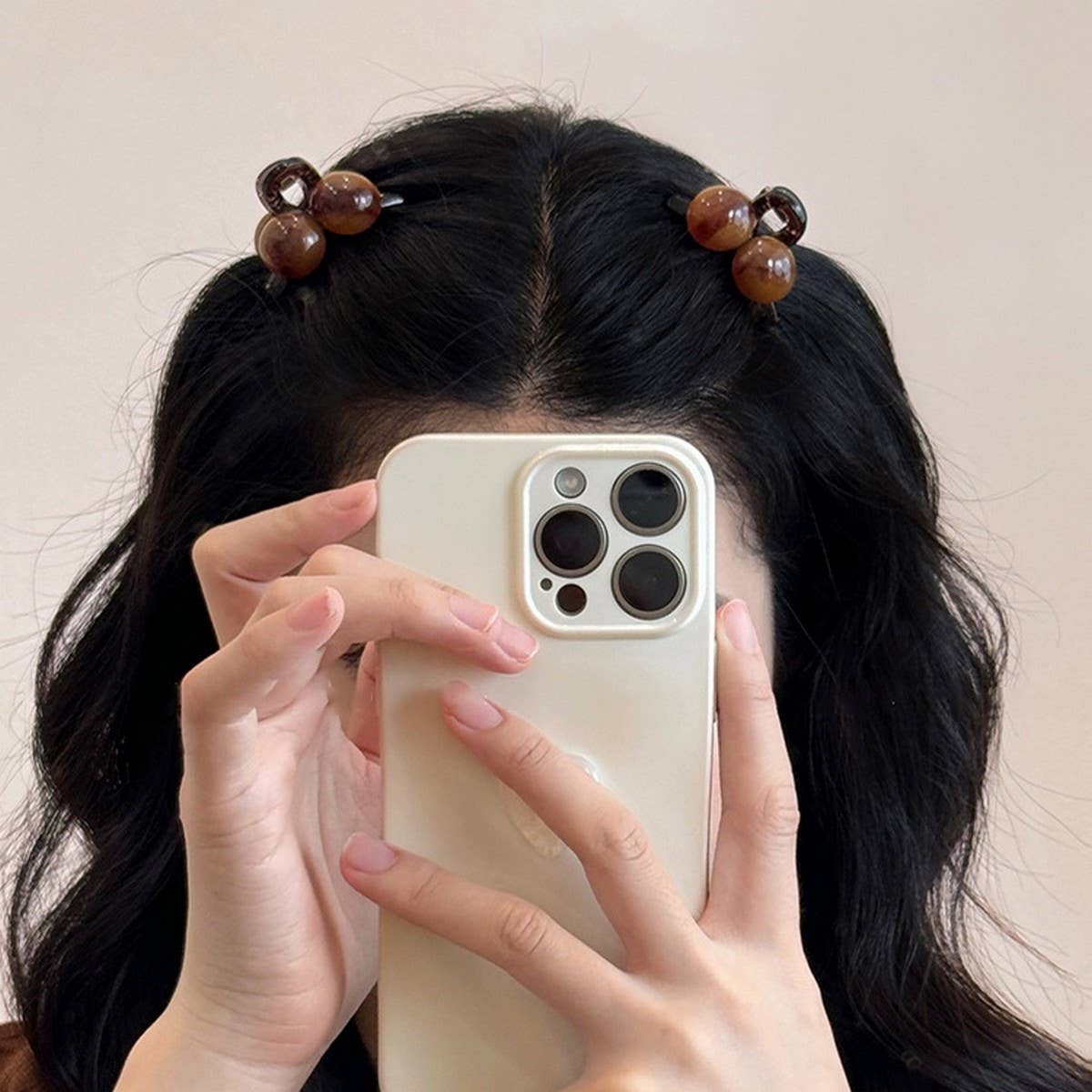 AMBER CHERRY CLIP BANGS HAIR SIDE SMALL SHARK CLIP_CWAHA3970