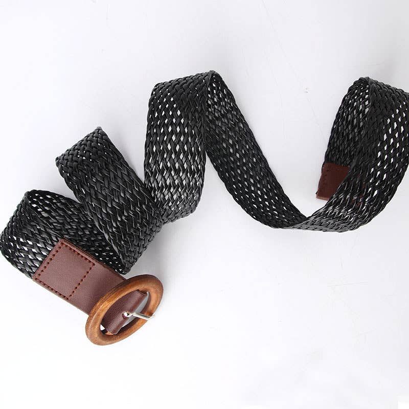 The versatile dress decorated with a woven belt
