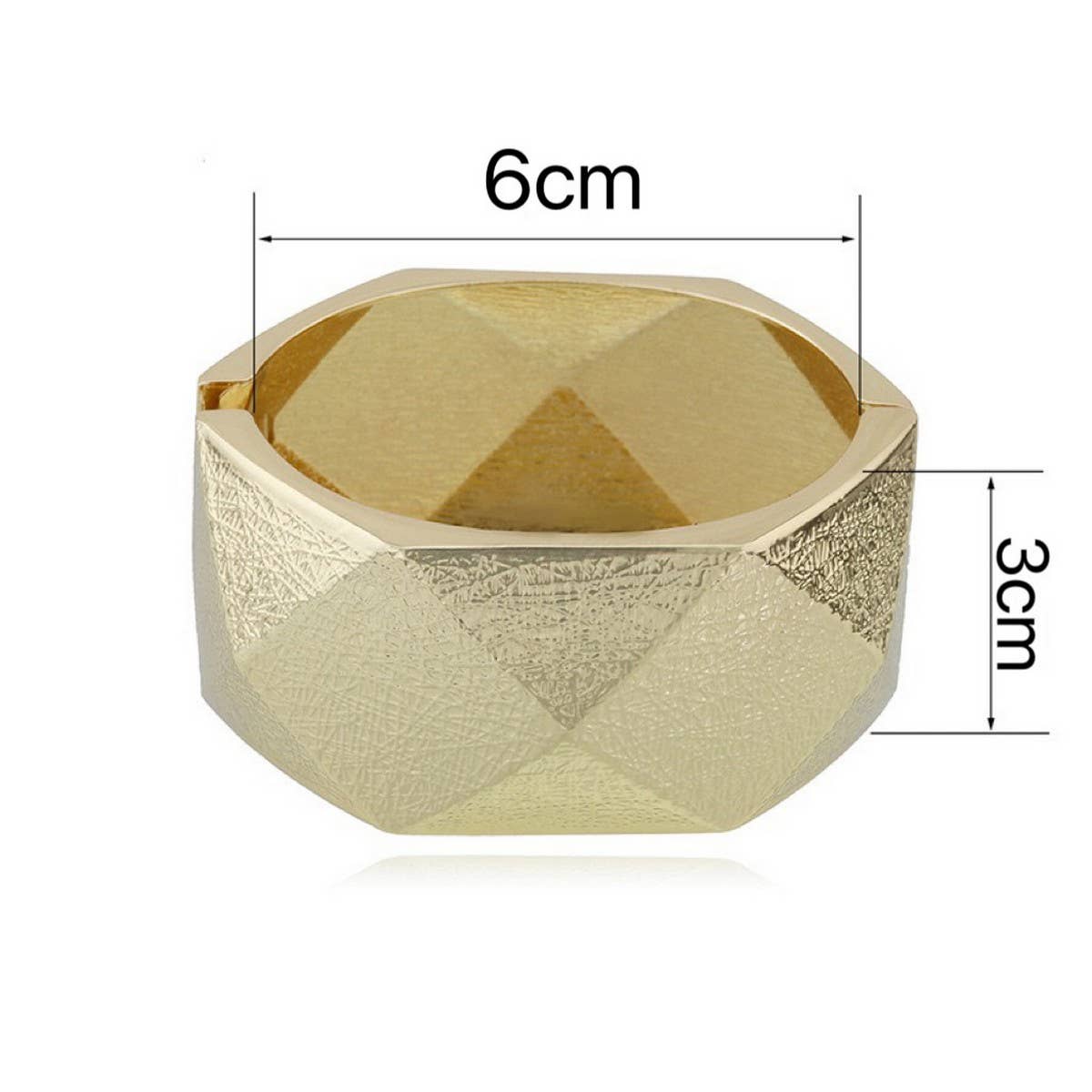 FASHIONABLE AND VERSATILE POLISHED ALLOY BRACELET_CWMM3119