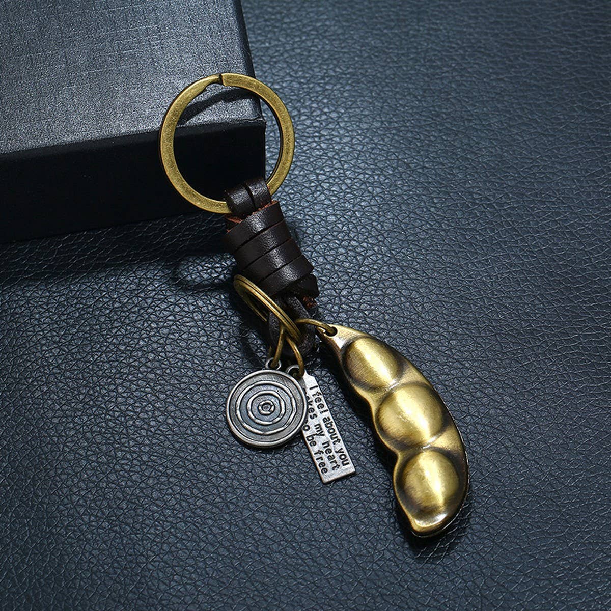 NEW HAND-WOVEN COWHIDE KEYCHAIN
