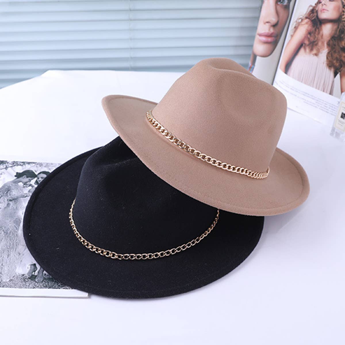 WOMEN CHAIN WIDE-BRIMMED FELT HAT FEDORA_CWAH0595