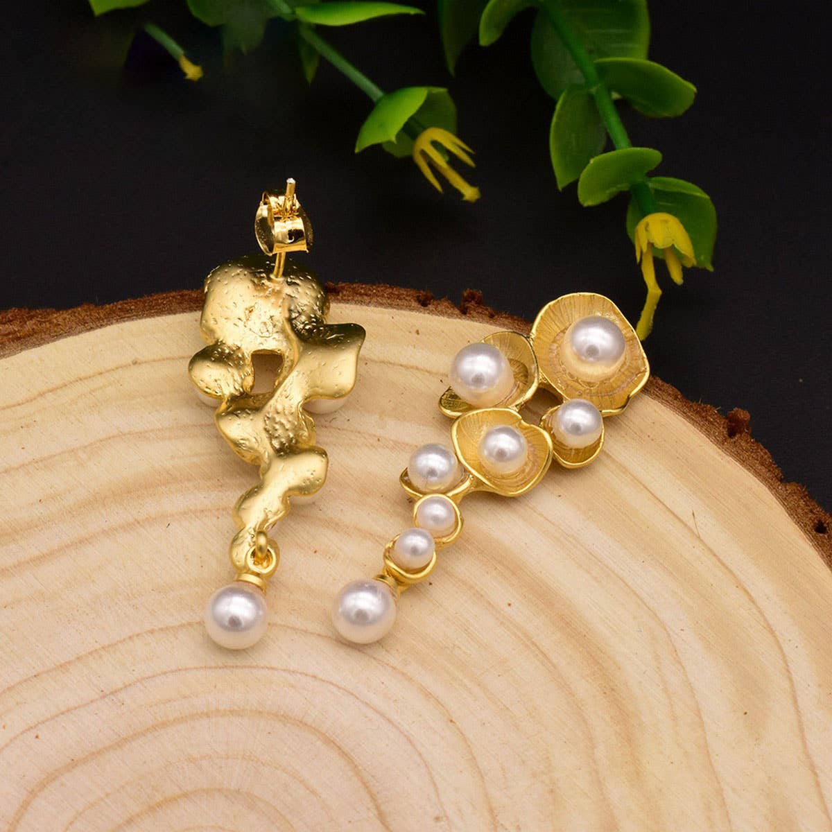 LUXURY VINTAGE STERLING SILVER PEARL EARRINGS