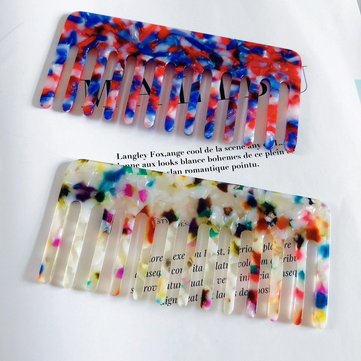 SIMPLE ACETIC ACID ANTI-STATIC HAIR COMB