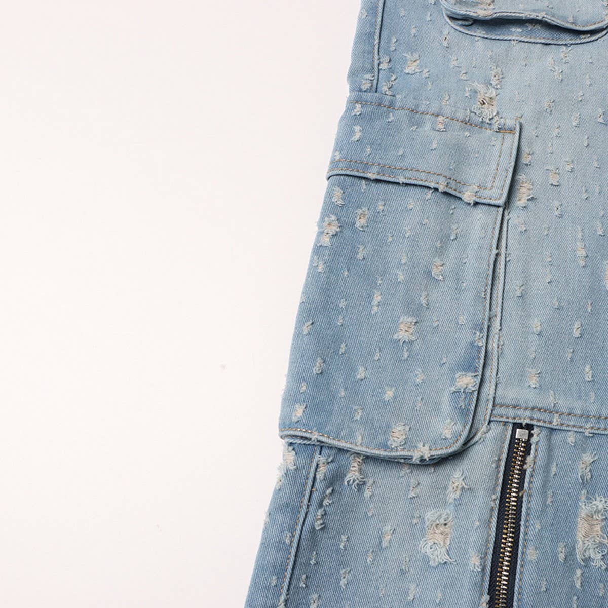 WASHED AND DISTRESSED STRAIGHT LEG JEANS