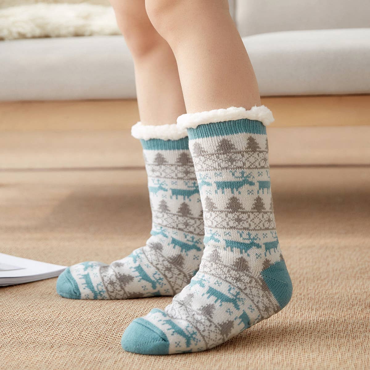 CHRISTMAS WARM PLUSH INDOOR SLIPPERS