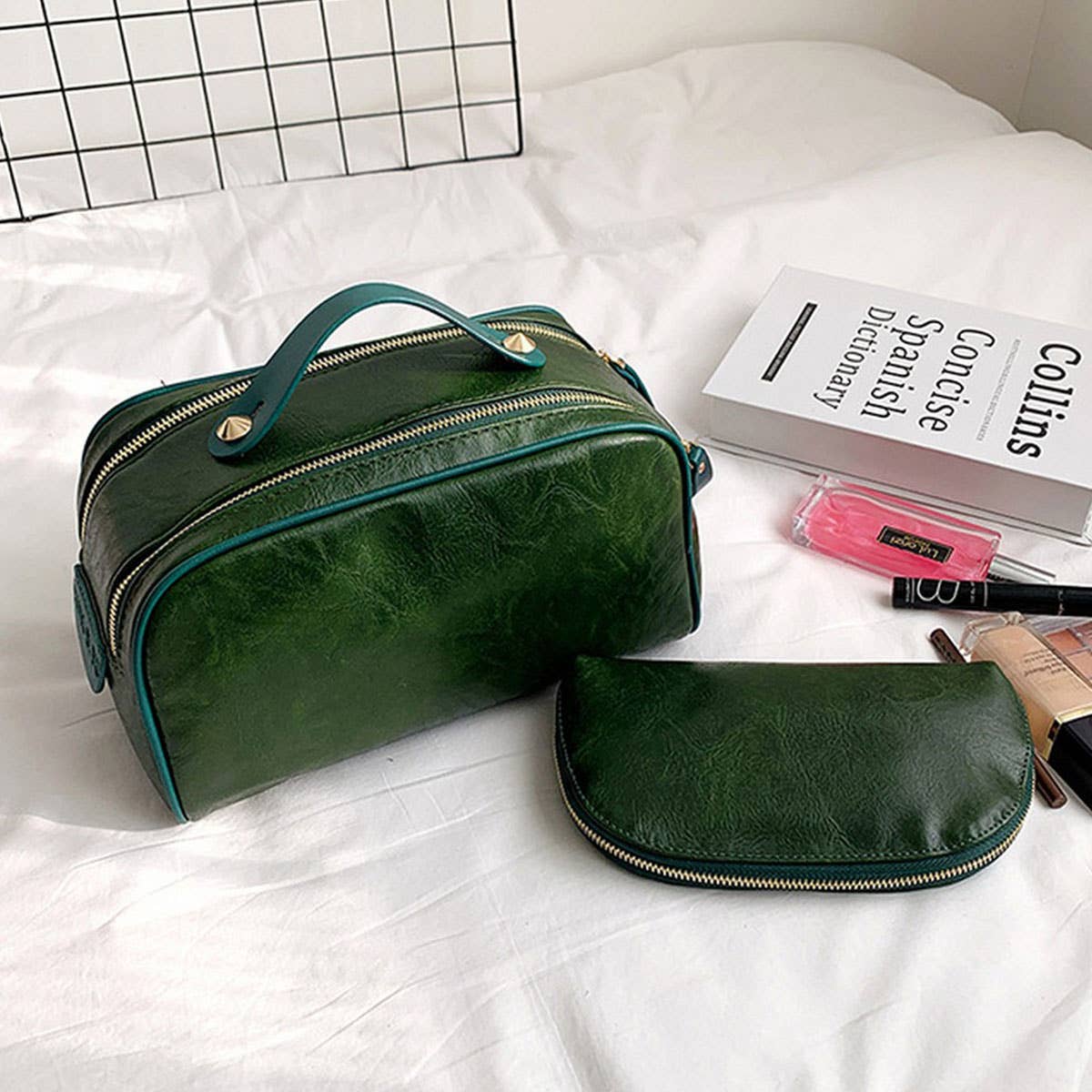 NEW LARGE CAPACITY MOTHER-AND-CHILD COSMETIC BAG_CWAB4490