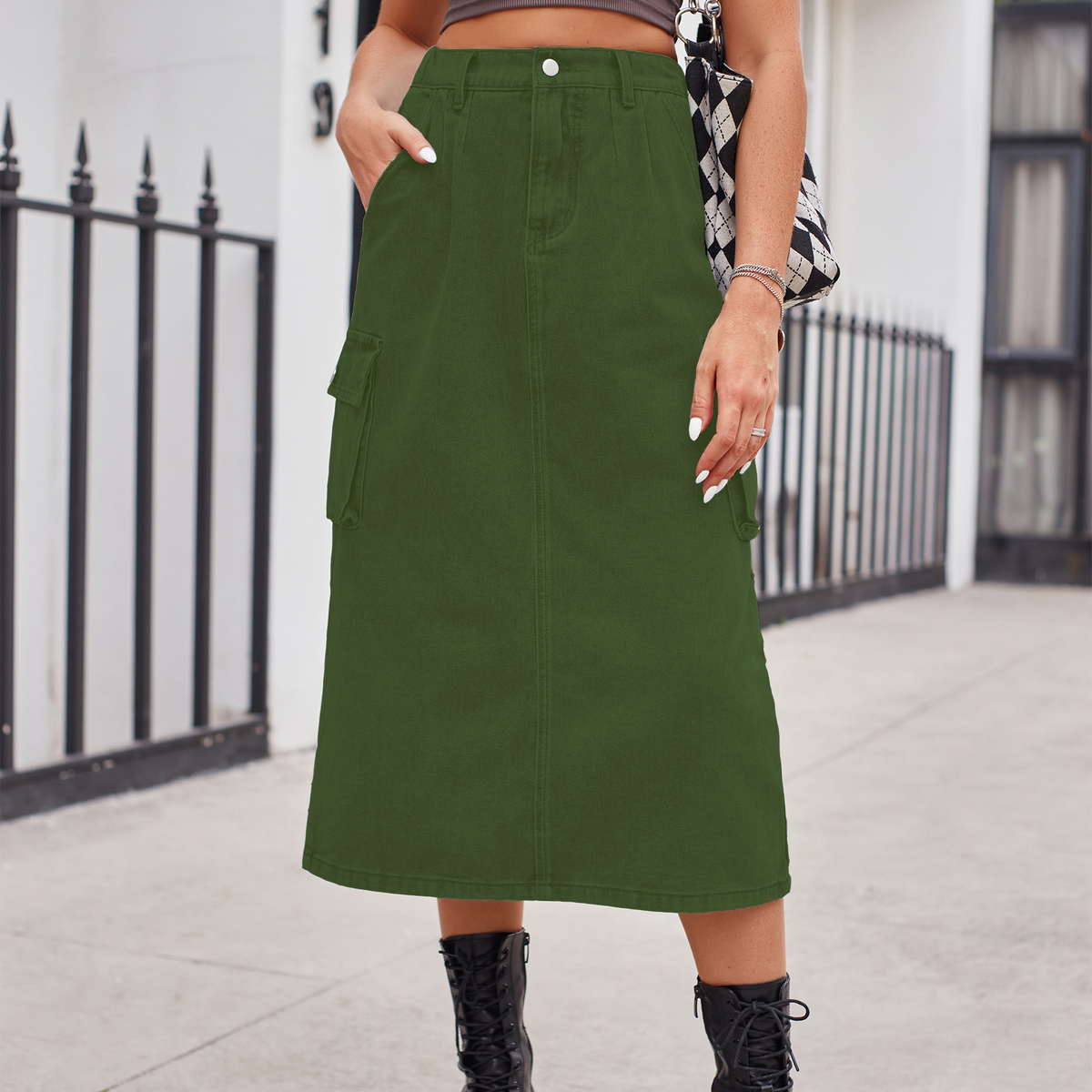 Women?™s Washed Denim Cargo Midi Skirt Slim Fit_CWJSK0198