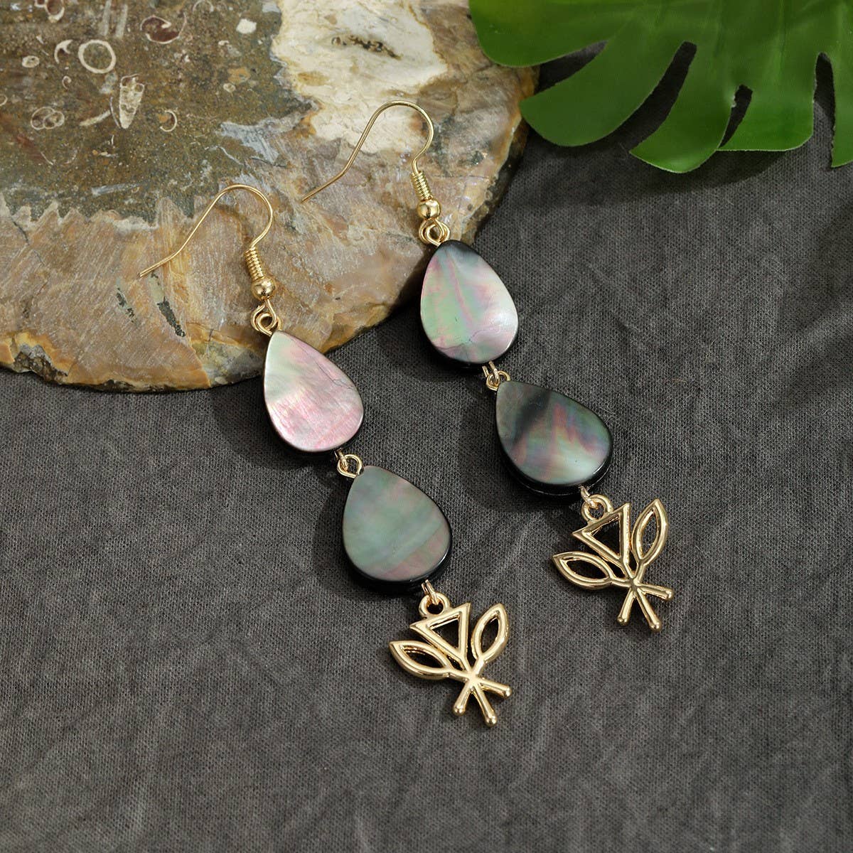 FASHIONABLE COLORFUL NATURAL ABALONE EARRINGS