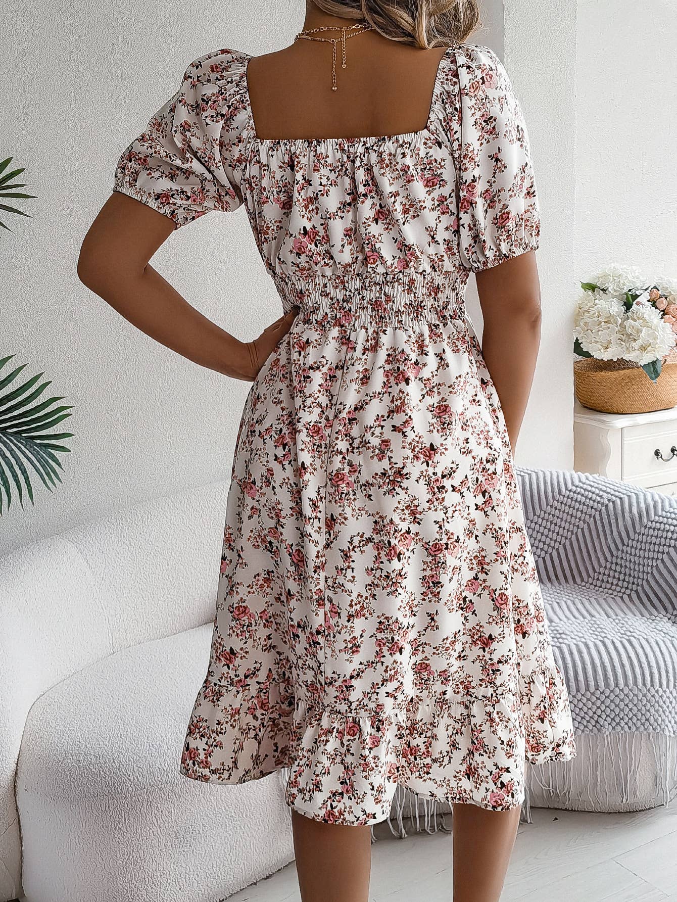 Floral square collar tucked waist peplum dress