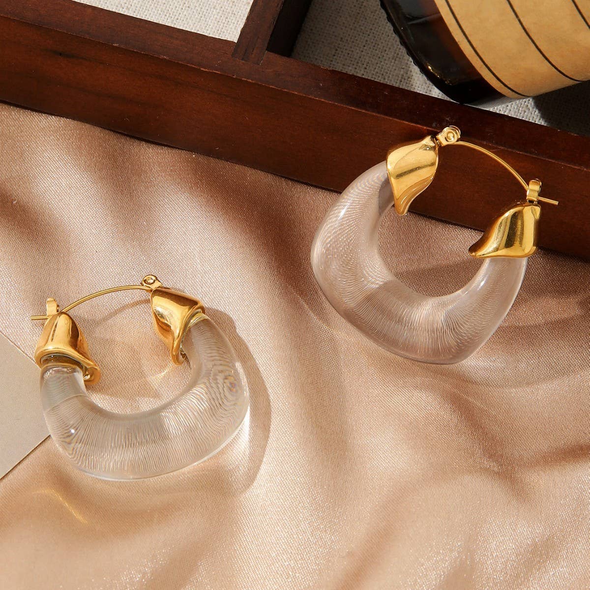 RETRO STYLE STAINLESS STEEL GOLD-PLATED EARRINGS