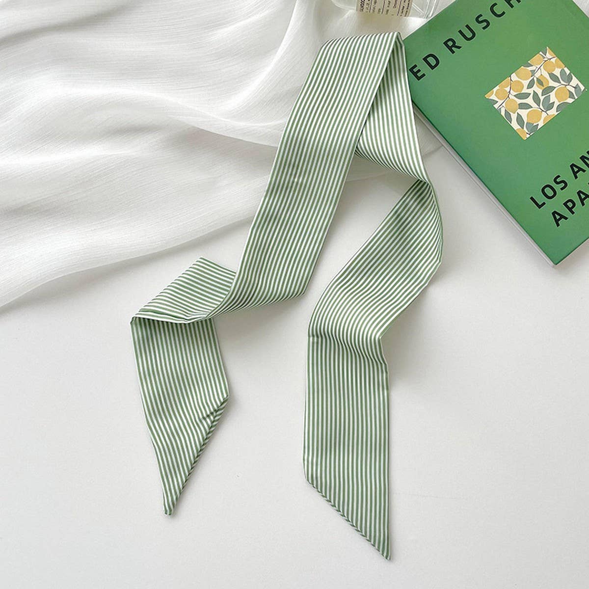 GREEN FRESH AND NARROW LONG FASHIONABLE HAIR BAND