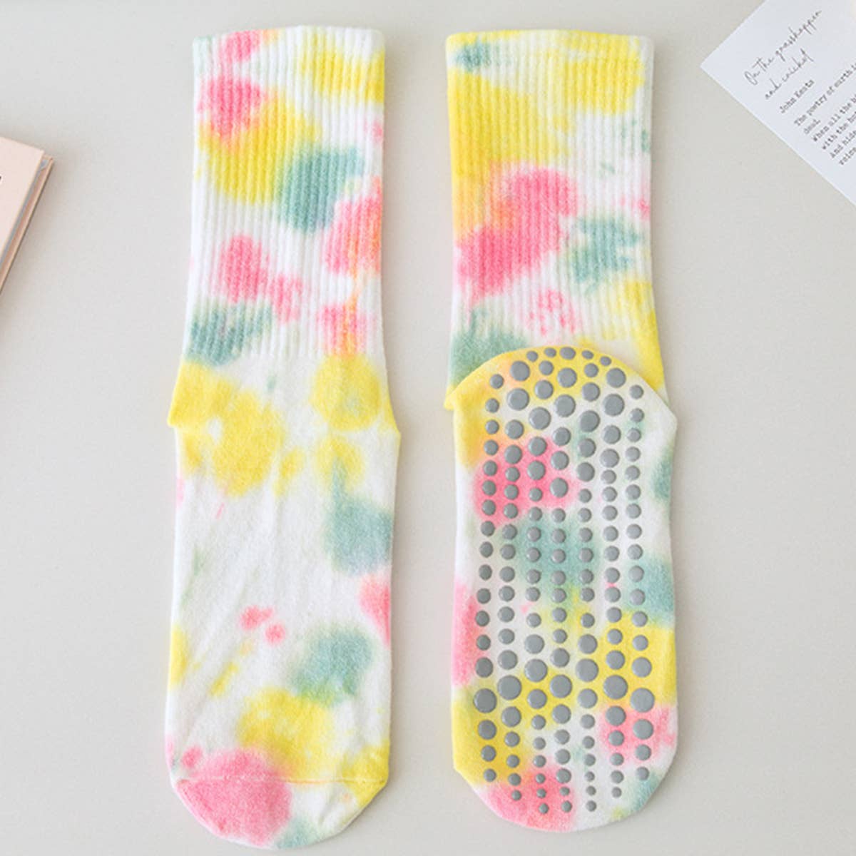 PILATES ANTI-SLIP SOCKS FOR WOMEN MIDDLE TUBE_CWMS0239