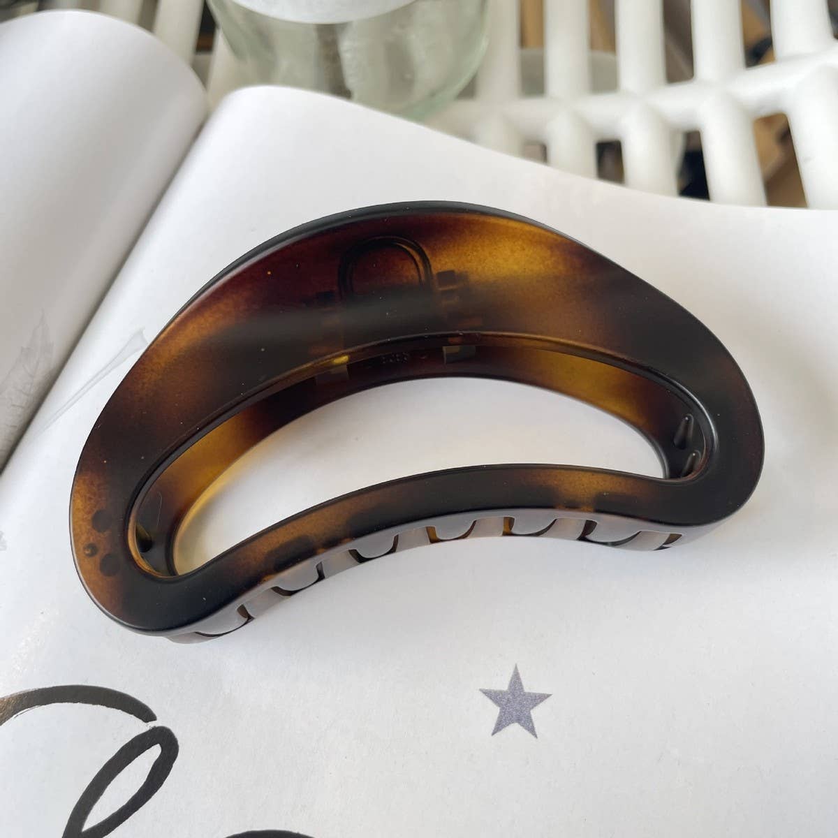 Thick Hair Claw - Elegant INS Style Shark Clip