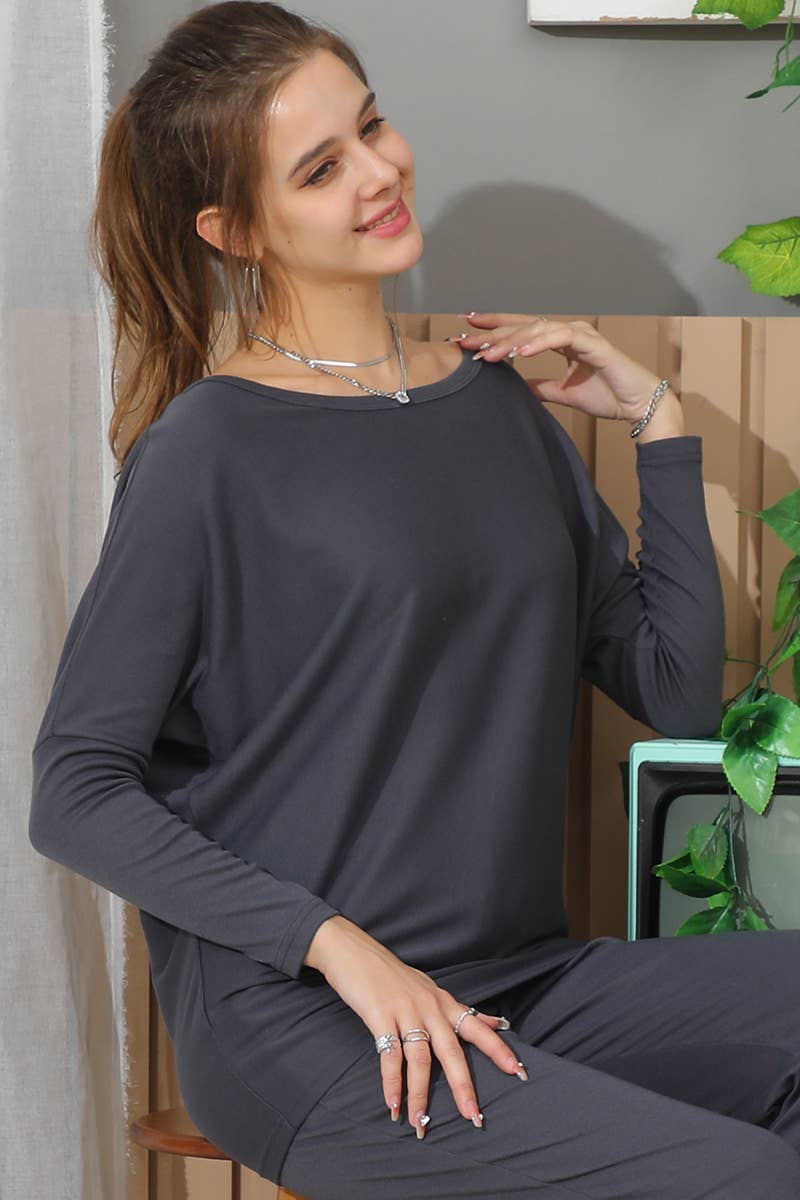 CWTTL1488_Round Neck Long Sleeved Top