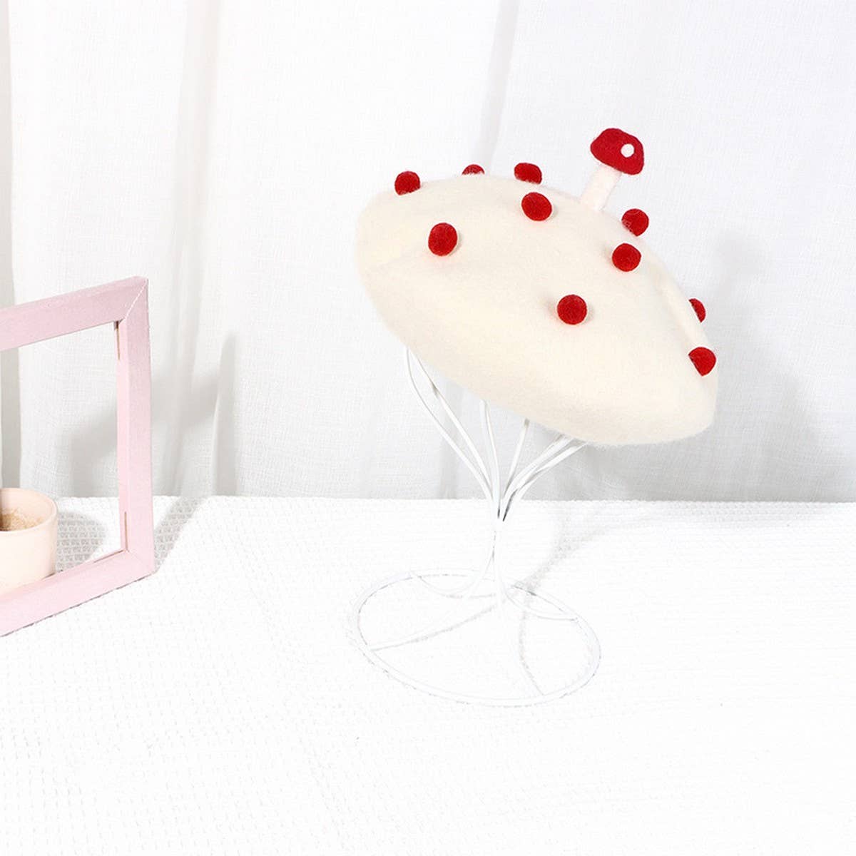 CWAH04554_KIDS BERET HAT RED MUSHROOM STYLE WINTER CAP