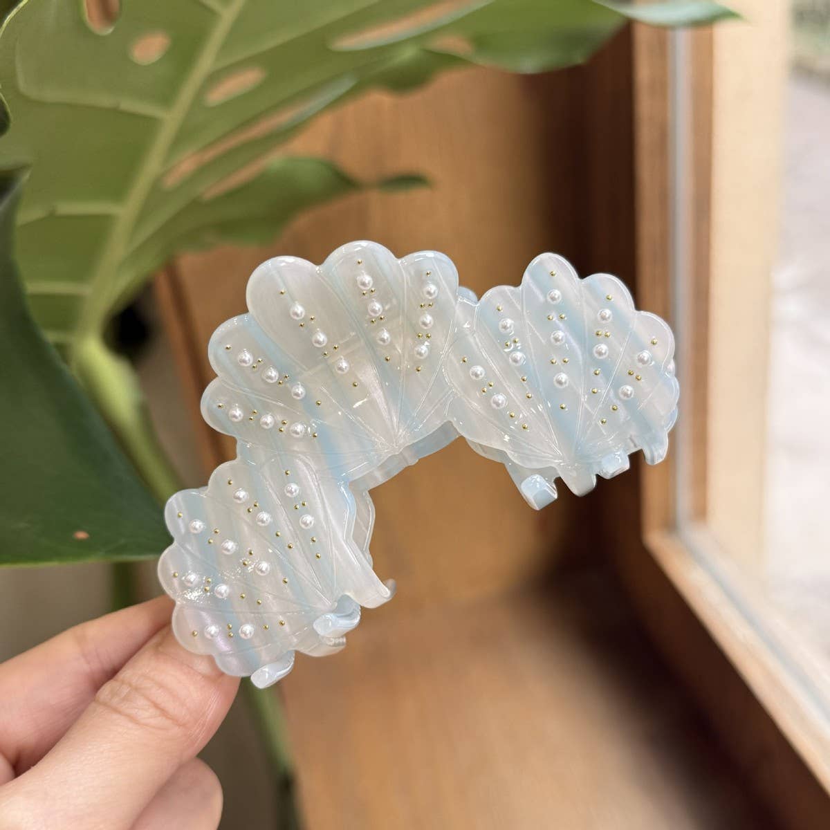 CWAHA4558_NEW PEARL SHELL CUTE SIMPLE HAIRPIN