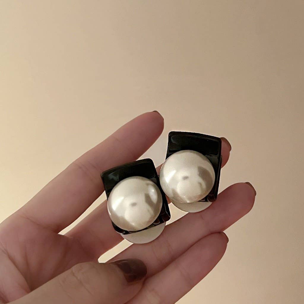French retro light luxury pearl small gripper
