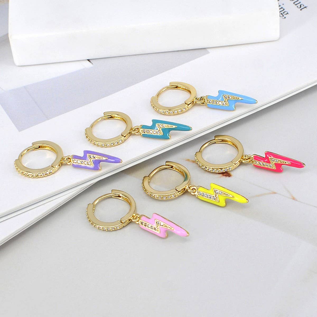 COLORFUL LIGHTNING PERSONALITY VERSATILE EARRINGS