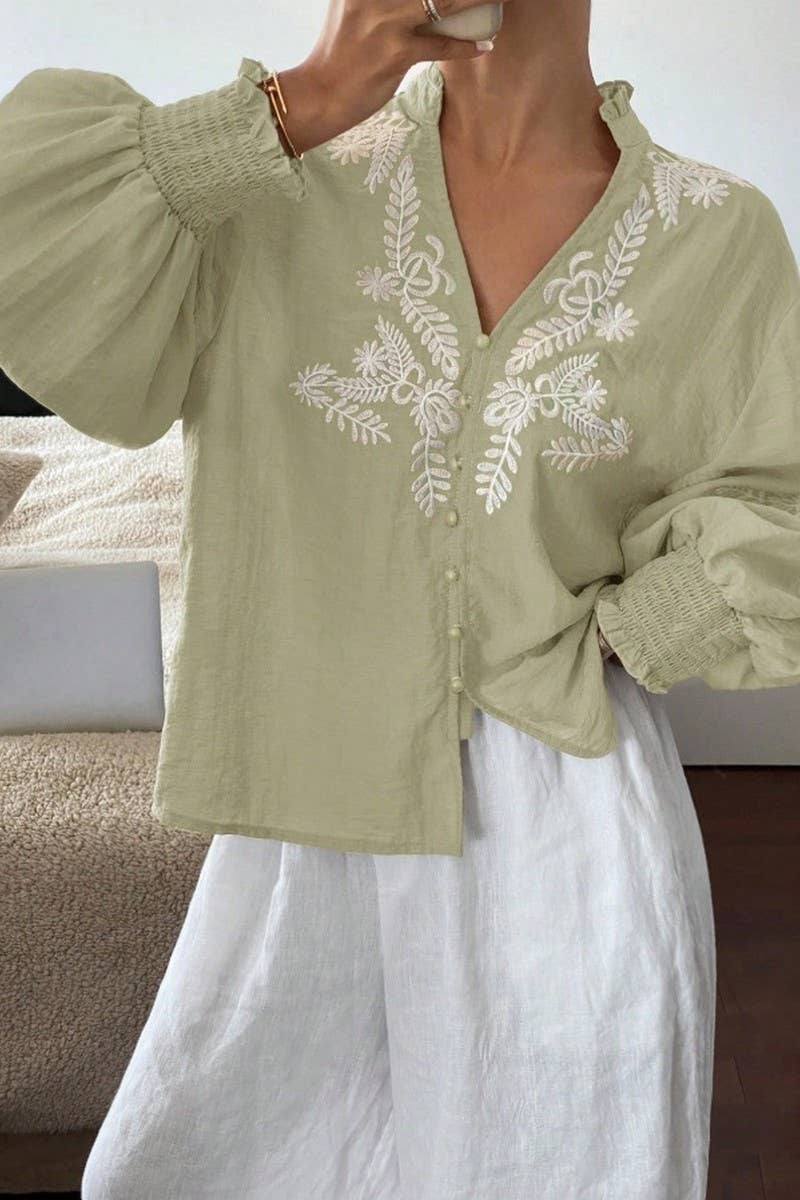 CWTBLL3998_EMBROIDERED FLORAL BUTTON FRONT CARDIGAN SHIRT