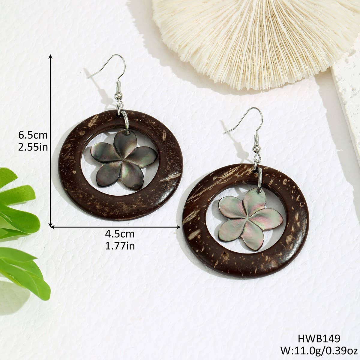 SIMPLE AND FASHIONABLE HOLLOW BLACK SHELL EARRINGS