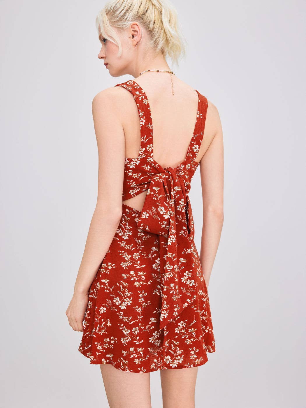 Floral design V-neck dress