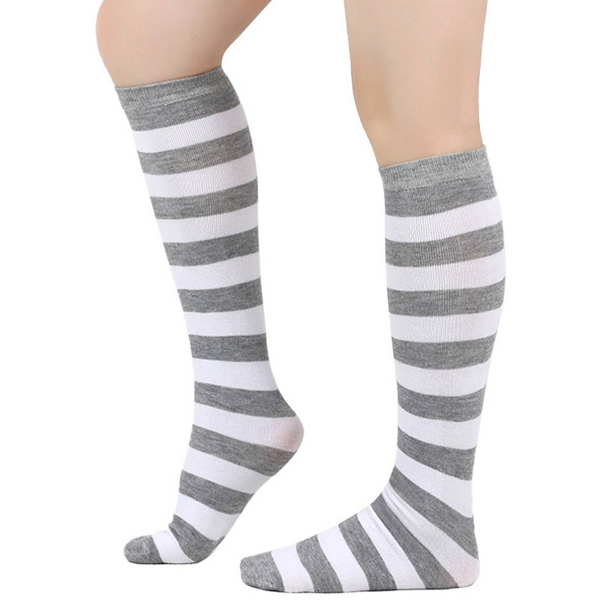 CWMM10073_STRIPED KNEE-HIGH SOCKS FOR CHRISTMAS