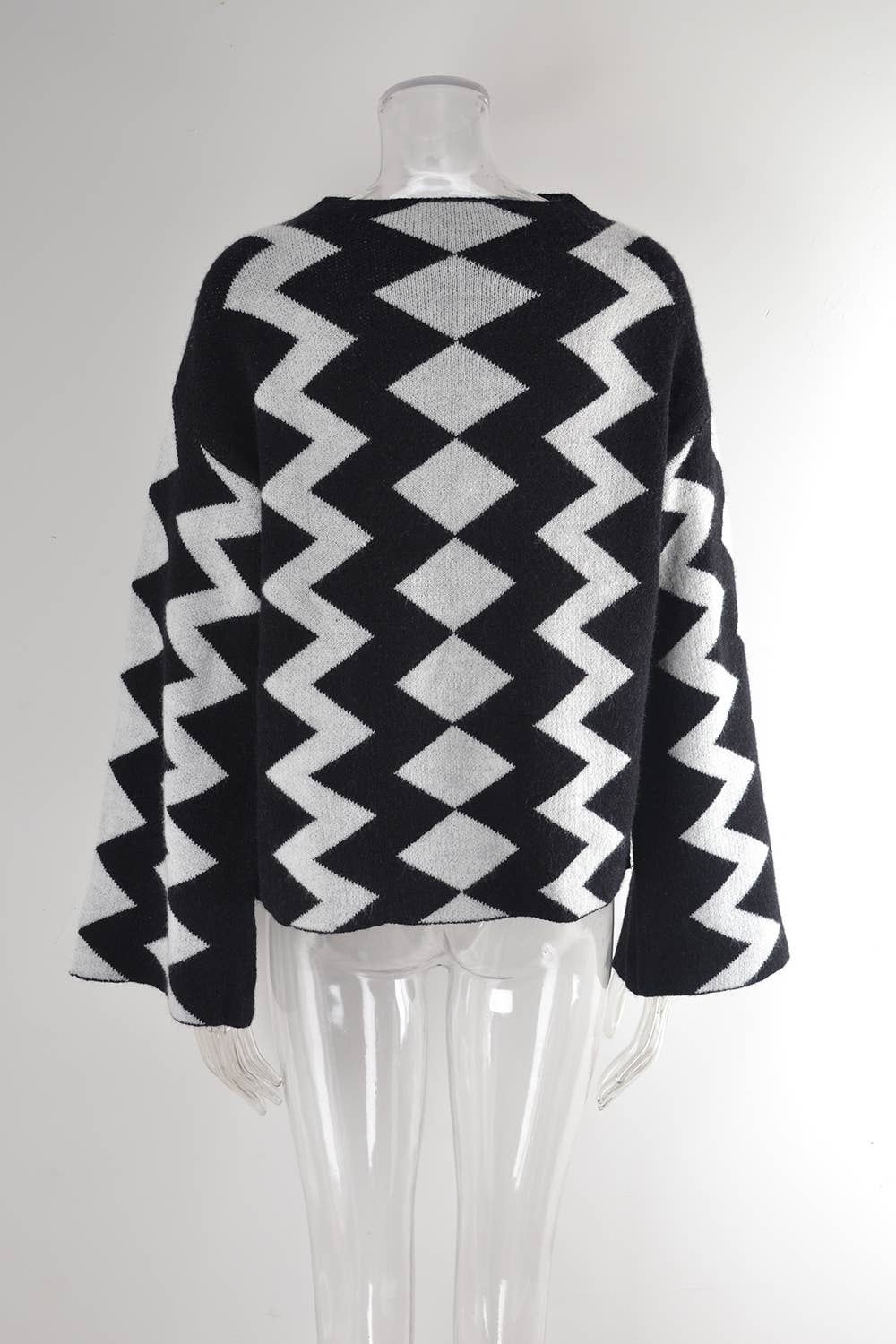 DIAMOND CHECK PATCHWORK KNIT SWEATER