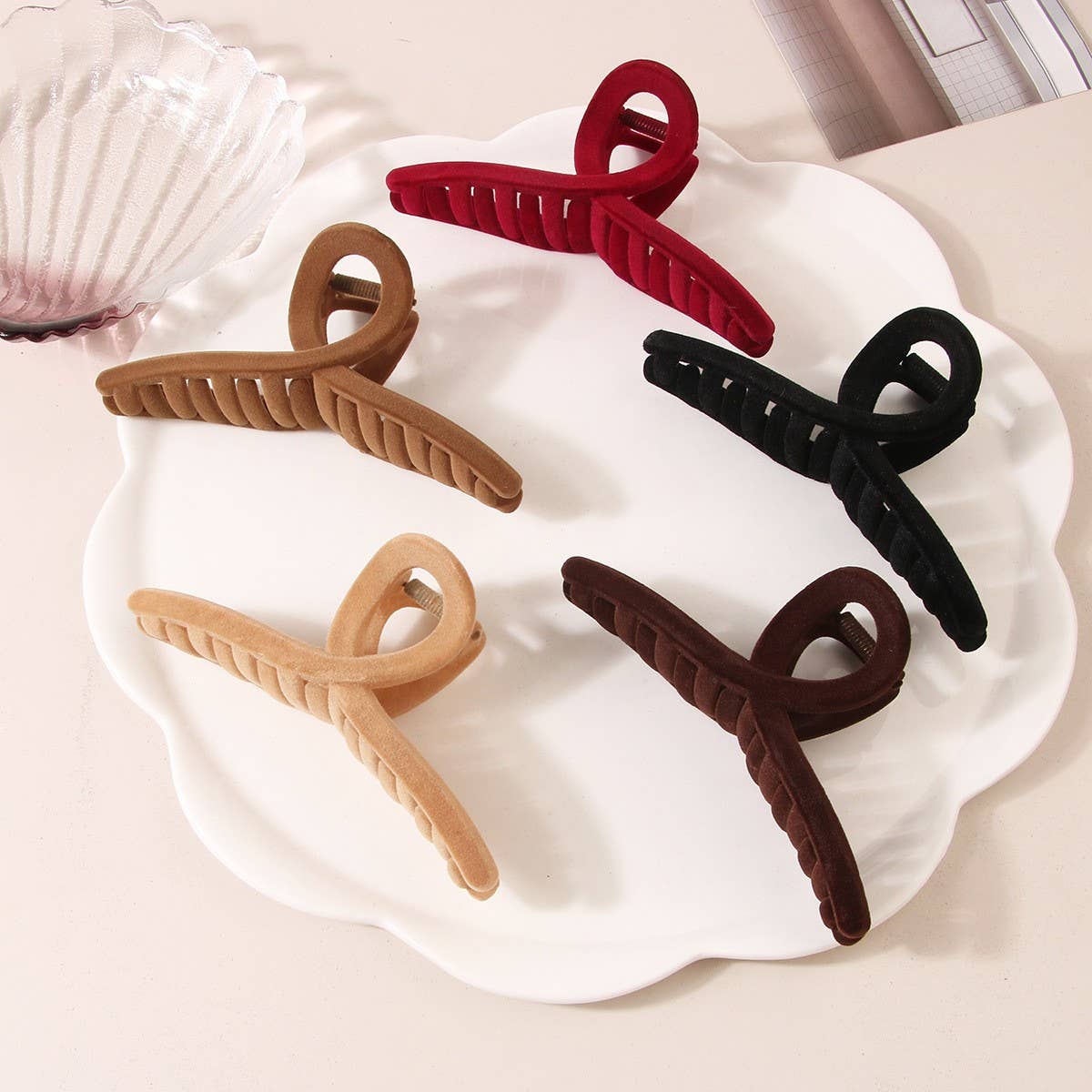 Large flocking clip Premium velvet hair clip