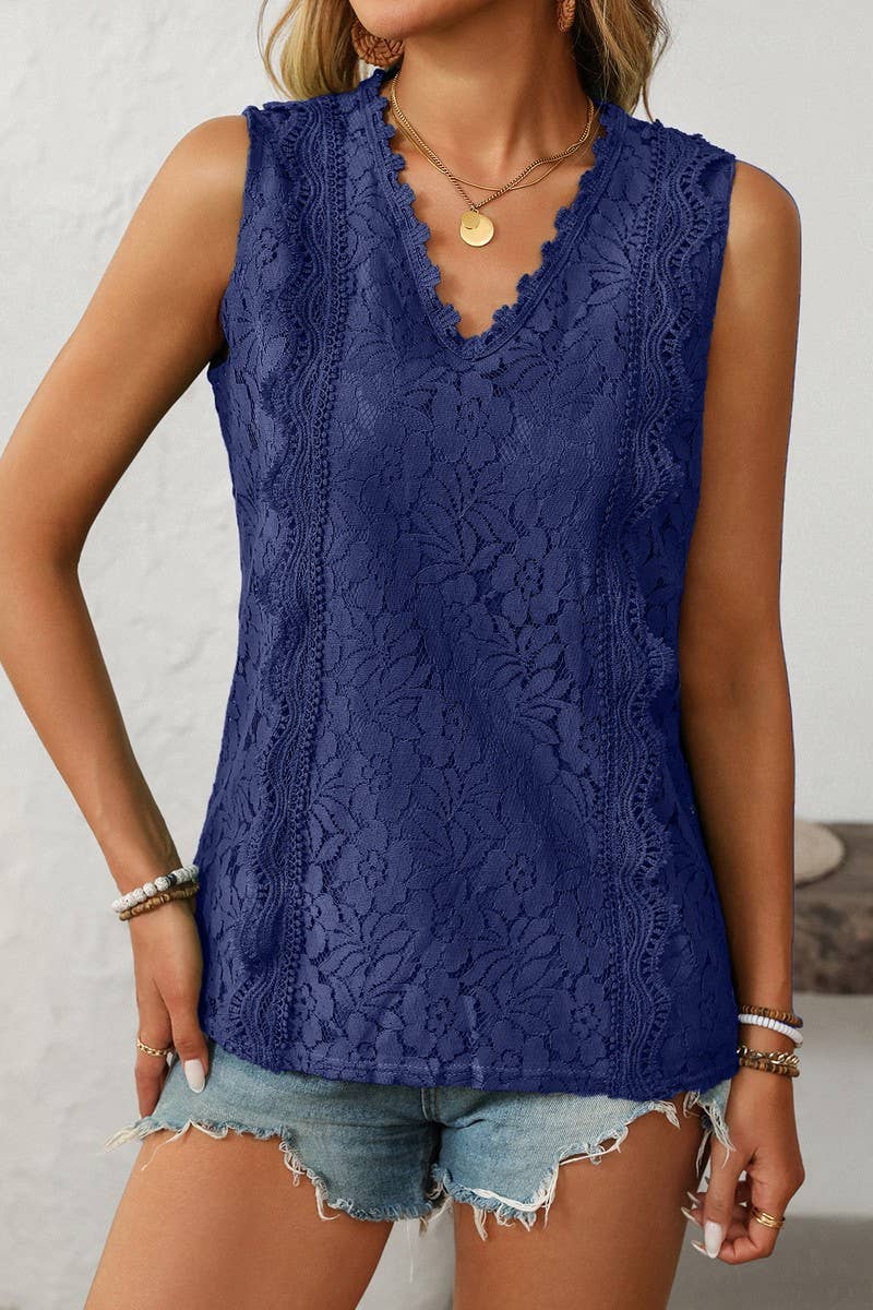 CWTBLSL0672_V-NECK LACE SLEEVELESS VEST TOP