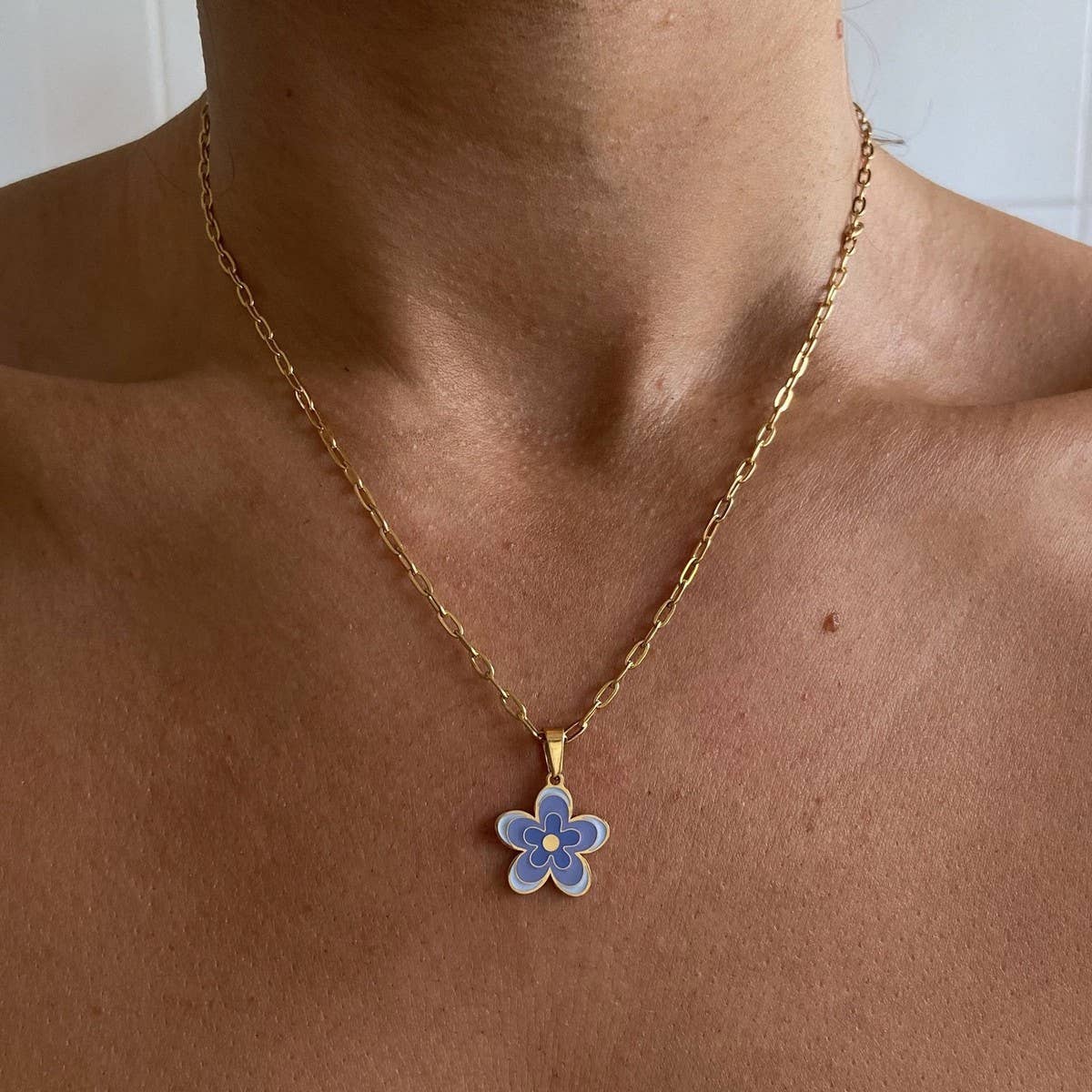 MULTI-LAYERED OIL DRIPPING FLOWER PENDANT NECKLACE
