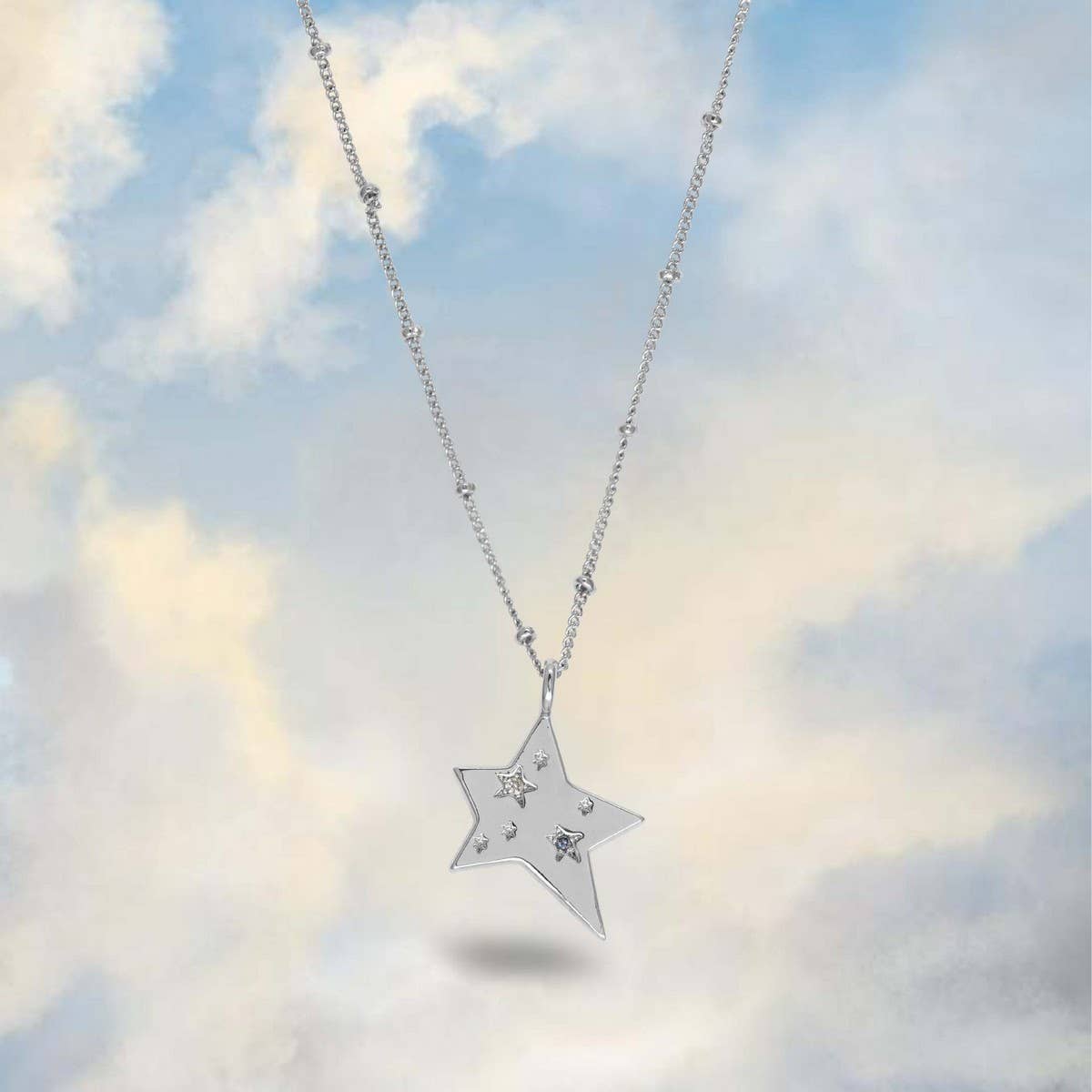 High-end design five-pointed star necklace