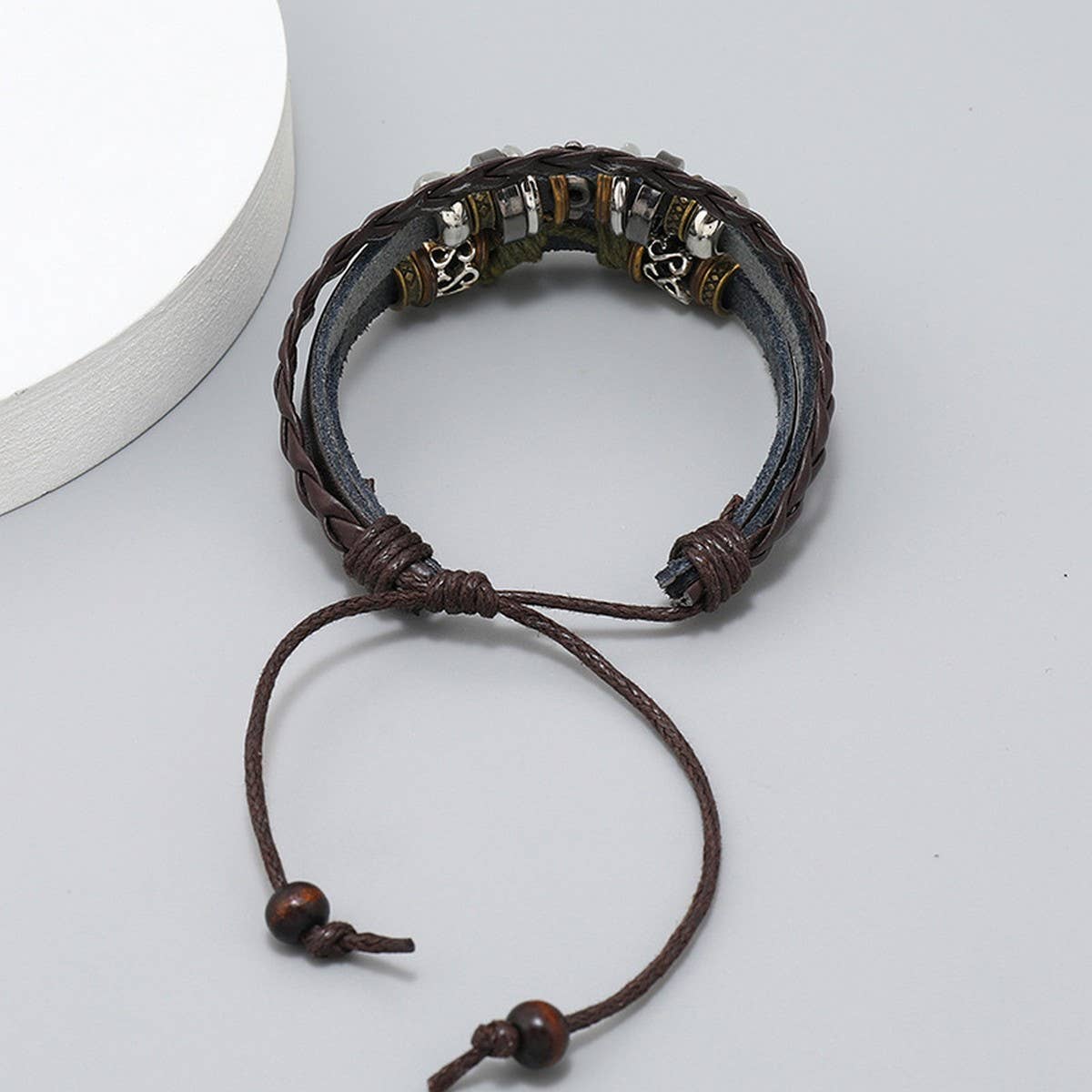 PERSONALIZED BEADED STAR LEATHER BRACELET_CWMM4455