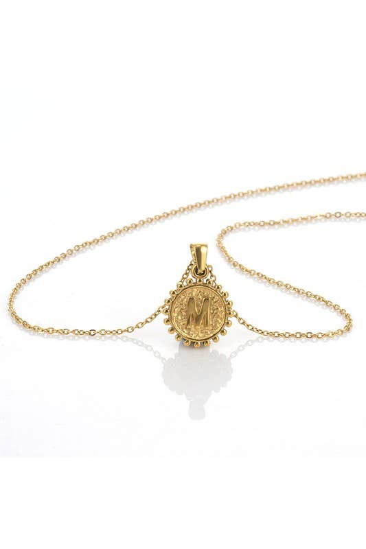 ROUND ALPHABET INITIAL PENDANT NECKLACE