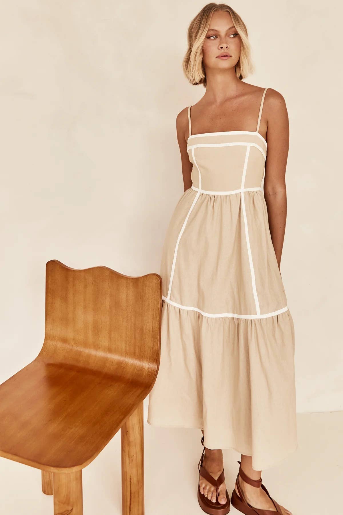 Contrasting color stripes ,large-swing dress