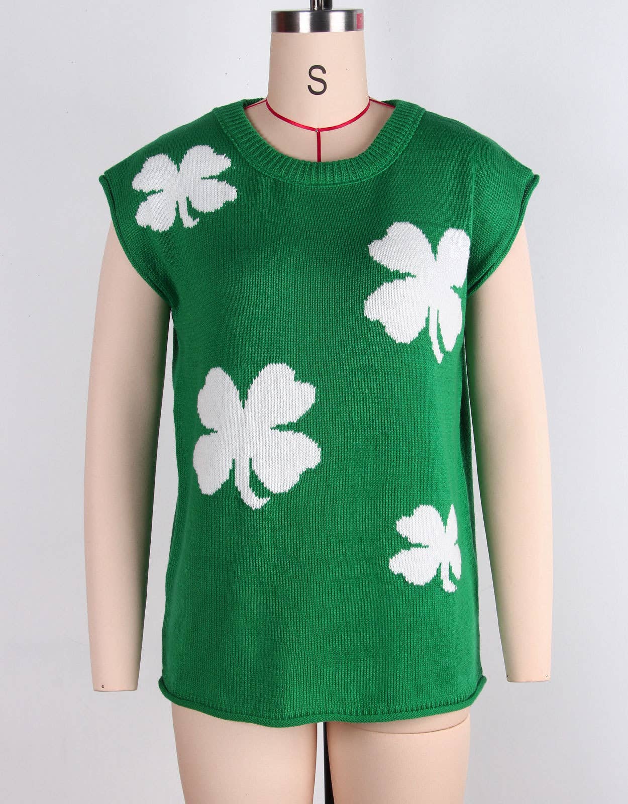Four-leaf clover jacquard short-sleeved sweater