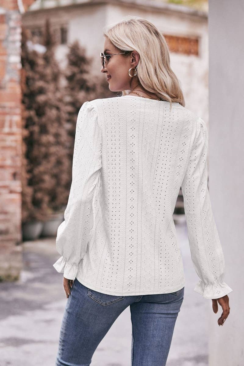 CWTBLL2739_SOLID COLOR HOLLOW LACE LONG-SLEEVED TOP