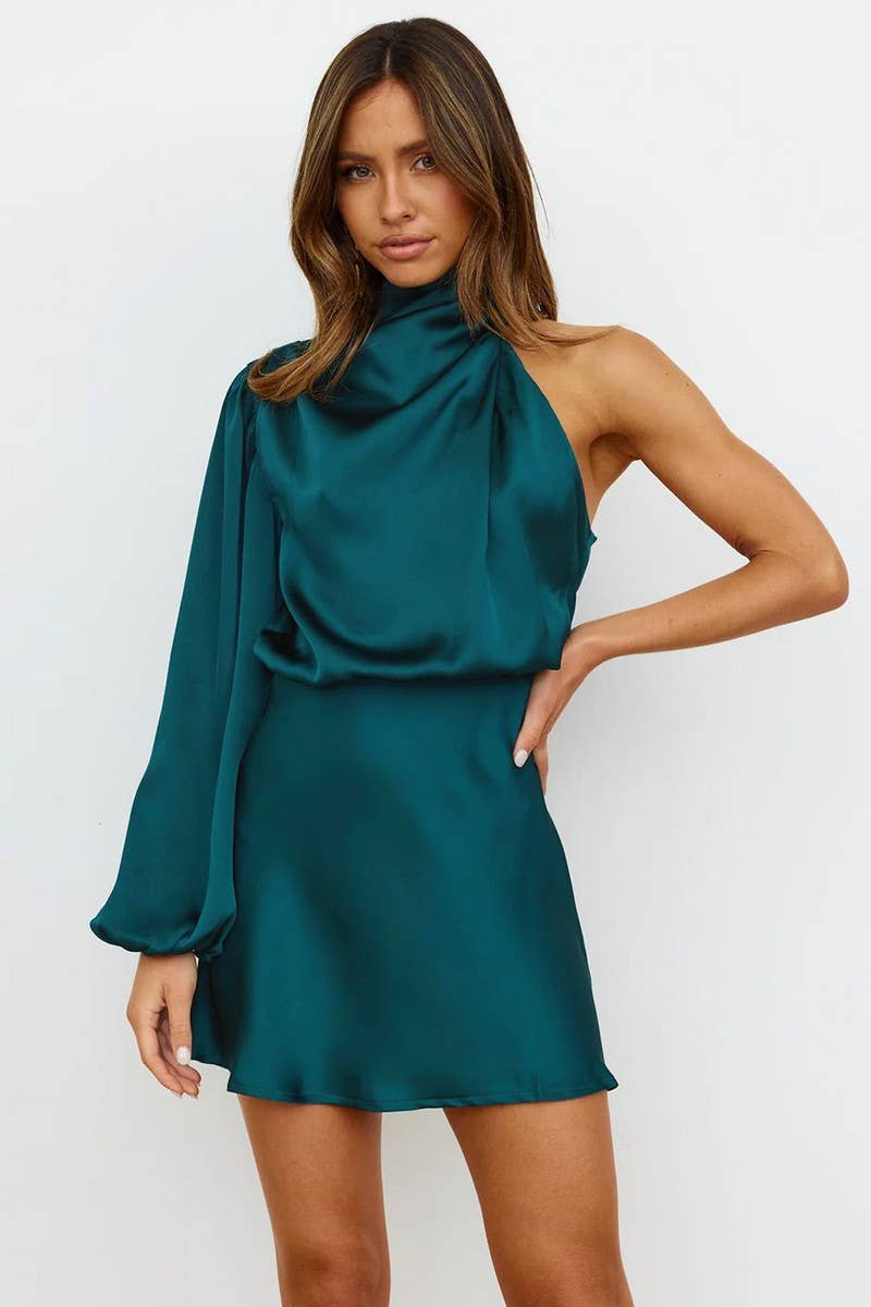 CWDSD8582_LONG-SLEEVED ONE-SHOULDER ELEGANT DRESS