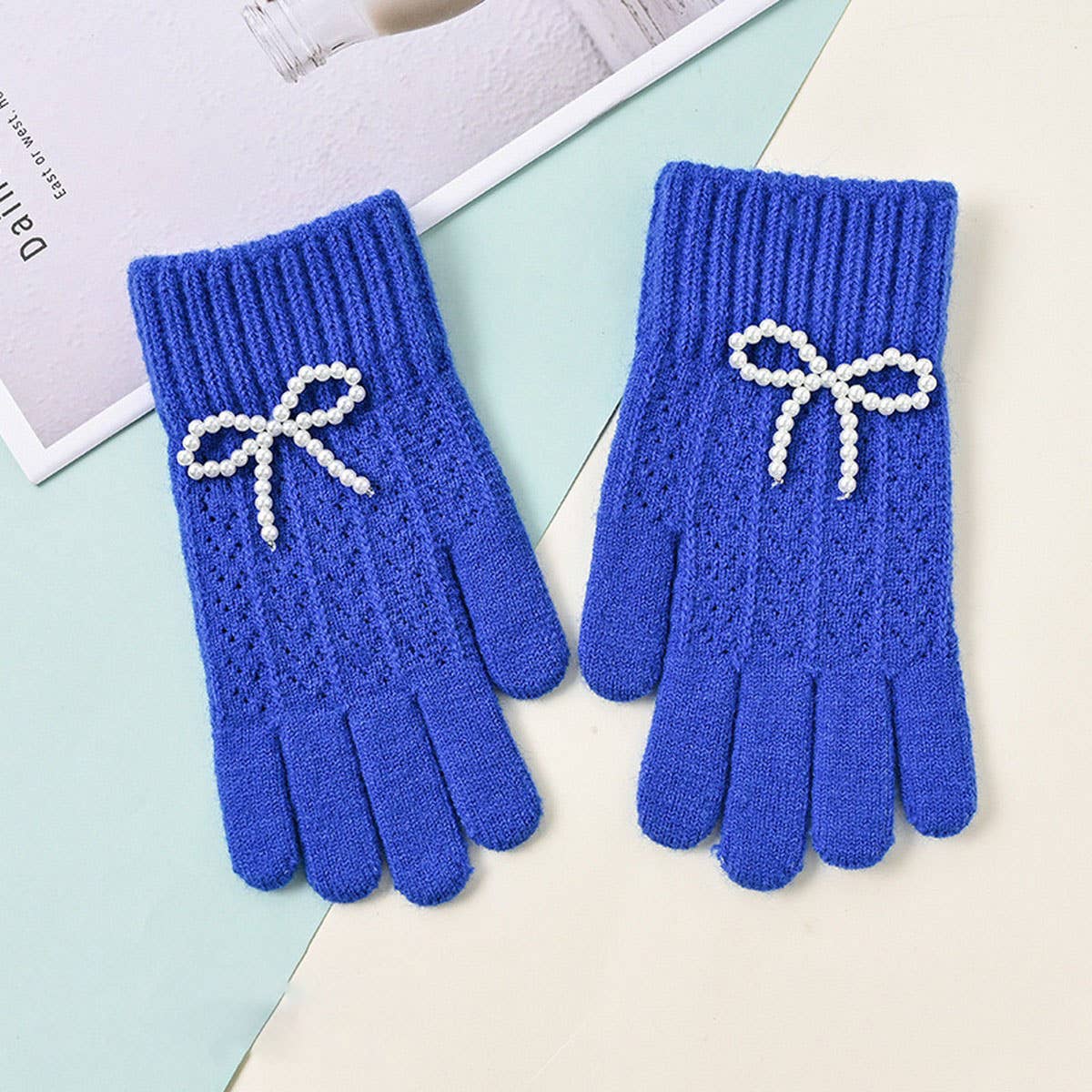 CWAG00586_WOMEN WINTER KNIT BOW PEARL TOUCHSCREEN GLOVES