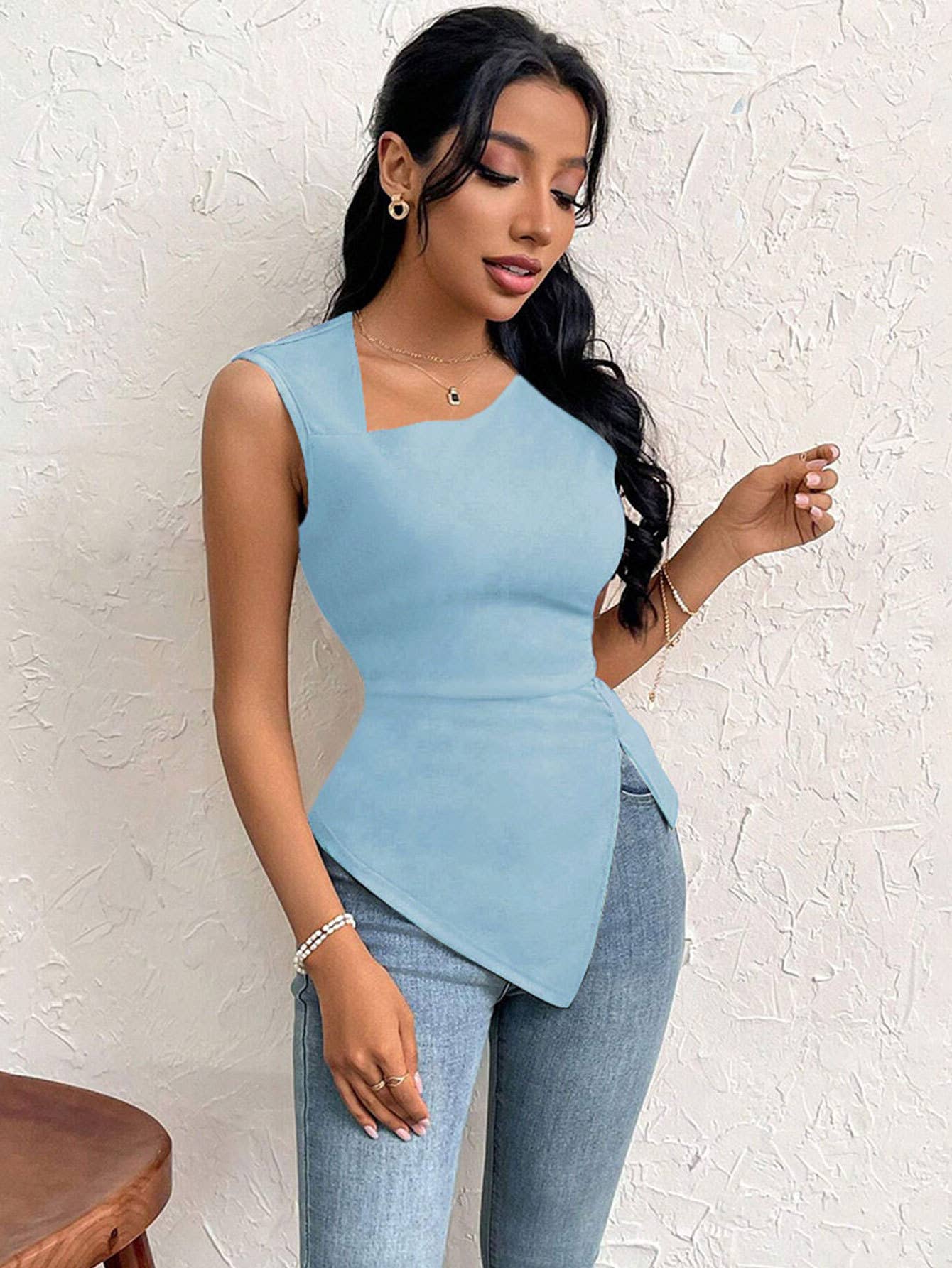 Diagonal neckline slim short irregular top