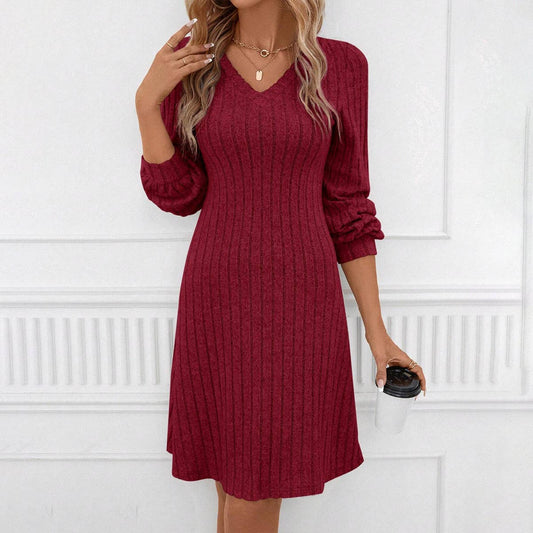 COMMUTER DRESS WITH HIGH WAIST AND SLIM FIT