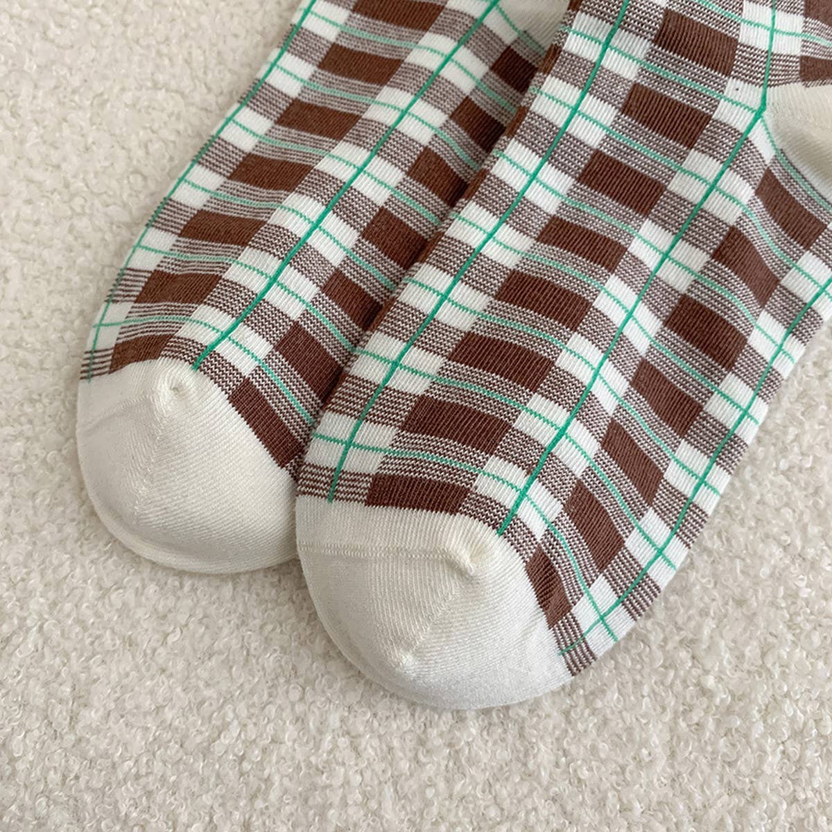 BROWN PUPPY POLKA DOT PLAID SOCKS_CWMS0955