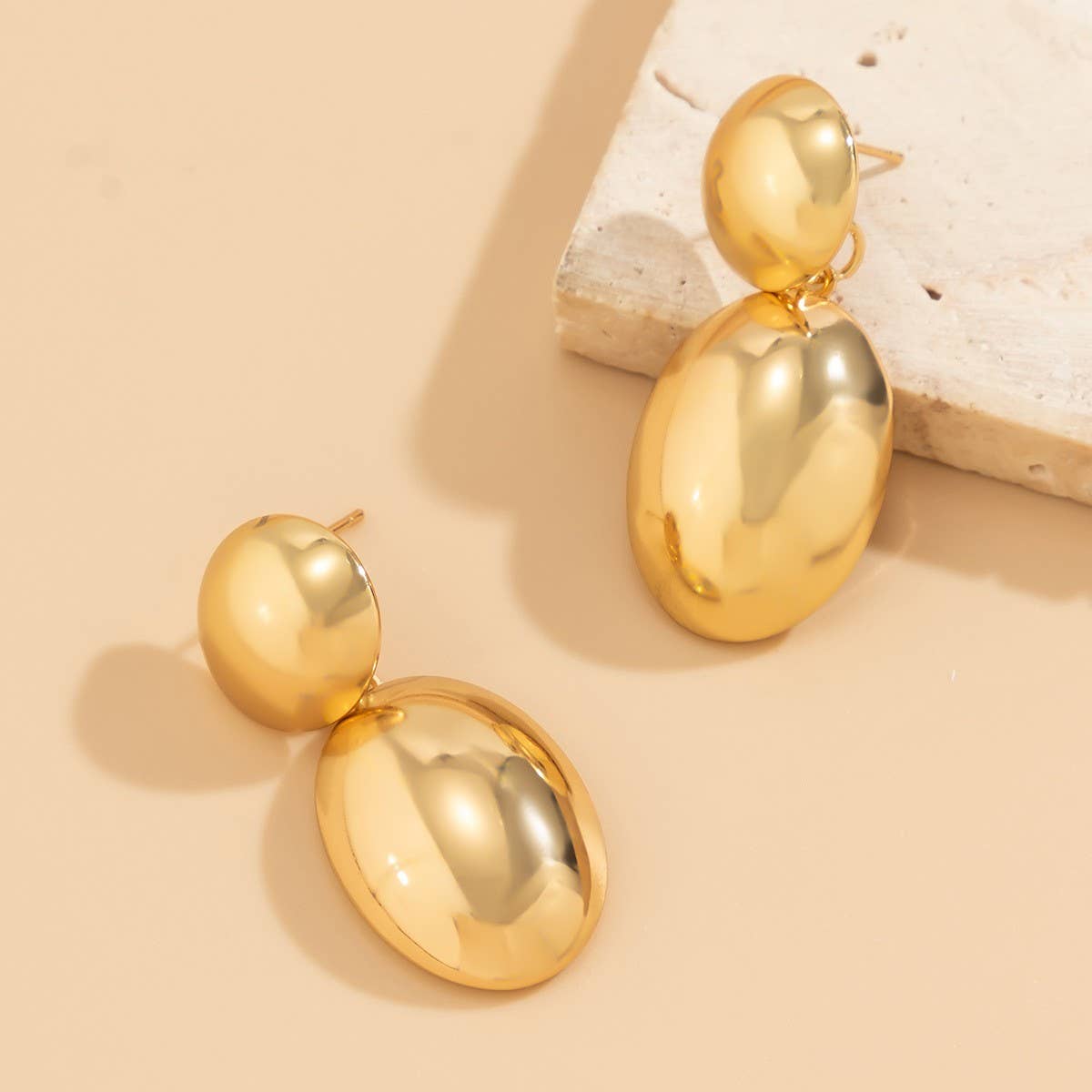 MINIMALIST GEOMETRIC WATER DROP EARRINGS