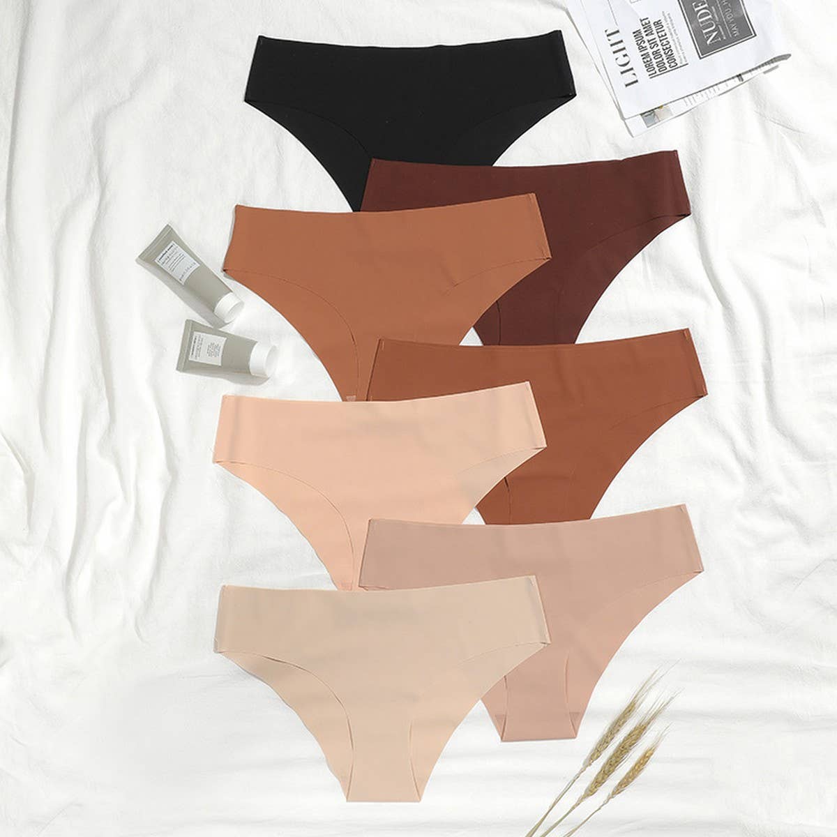 TRACELESS ICE SILK LOW WAIST TRIANGLE UNDERWEAR