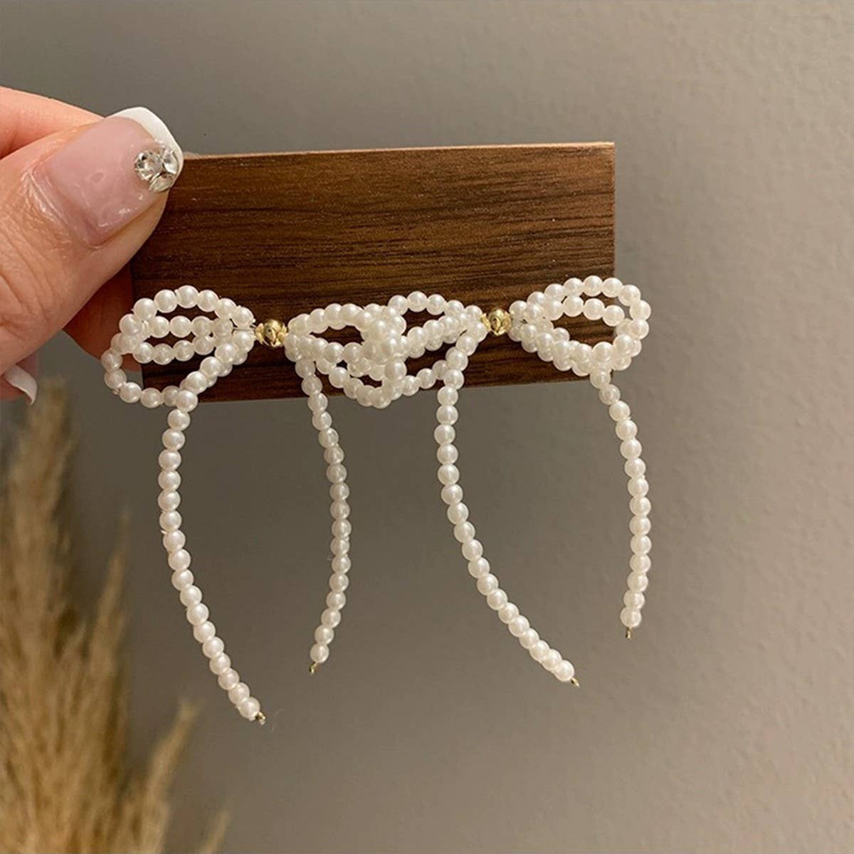 SWEET AND GENTLE RETRO HIGH-END EARRINGS