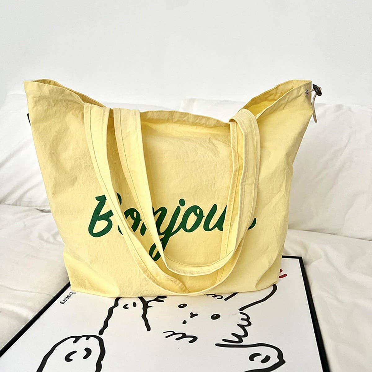 VERSATILE WATERPROOF DRAWSTRING SHOULDER BAG_CWAB3093