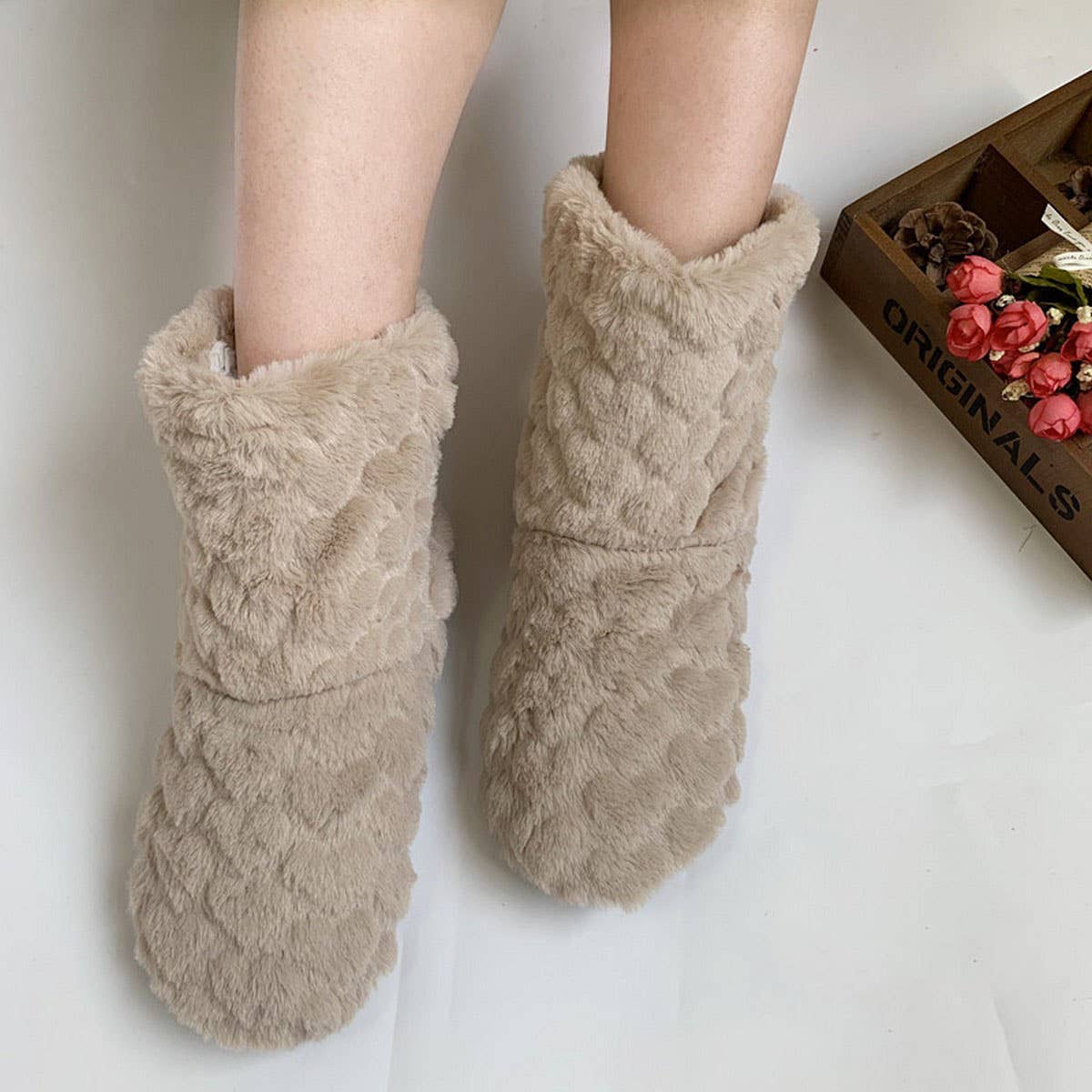 WINTER ADULT THICKENED COUPLE FLOOR SOCKS SLIPPERS